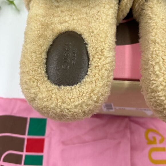 Women’s Gucci x North face shearling slides size 40 made in Italy - Picture 7 of 9